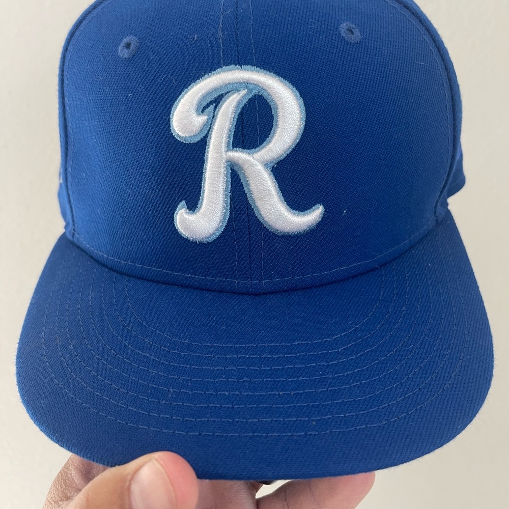 New Era Kansas City Royals R Logo Fitted Hat World Series Patch 7 1/8 Blue